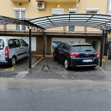 Magenta Beo Shopping Centre Ii * Belgrado