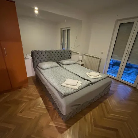Magenta Beo Shopping Centre Ii Appartement
