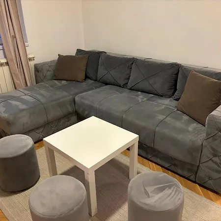 Magenta Beo Shopping Centre Ii *